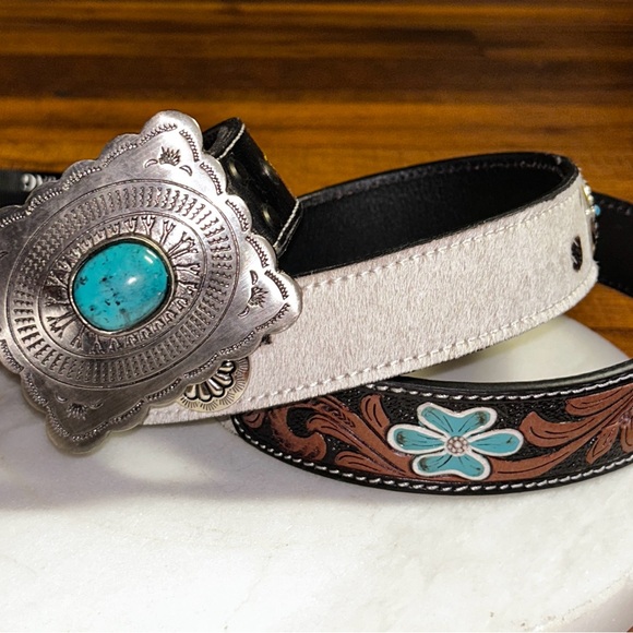 Myra ~ X-Large ~ Multi-Colors Hand Tooled ~ Cowhide Leather & Conchos Belt ~ New - Picture 5 of 15